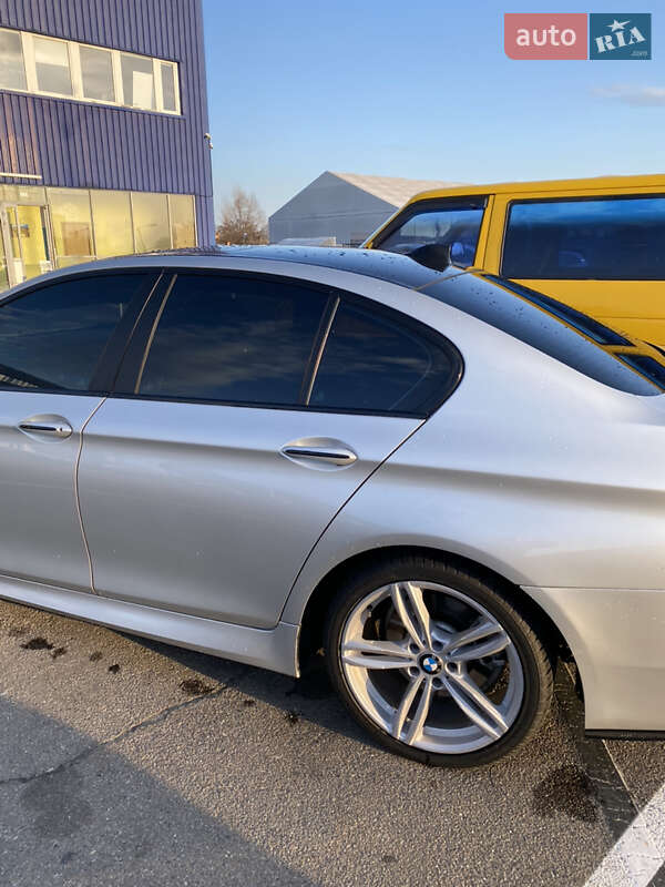 Седан BMW 5 Series 2012 в Киеве фото 4 Седан BMW 5 Series 2012 в Киеве