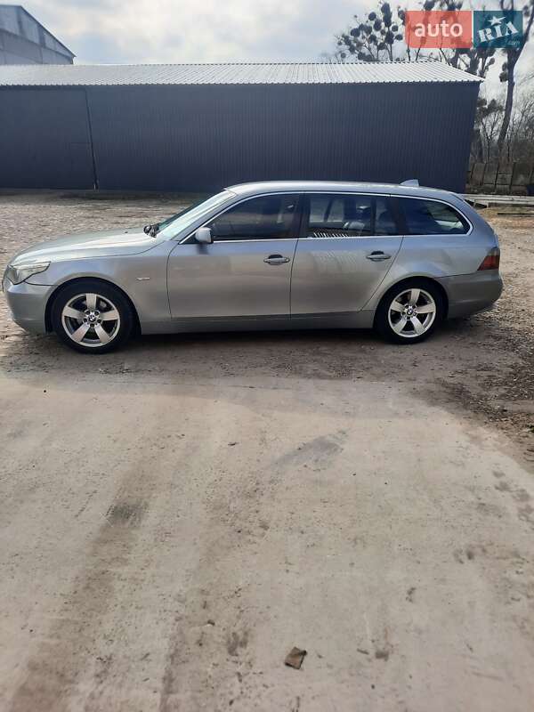 Универсал BMW 5 Series 2004 в Яготине