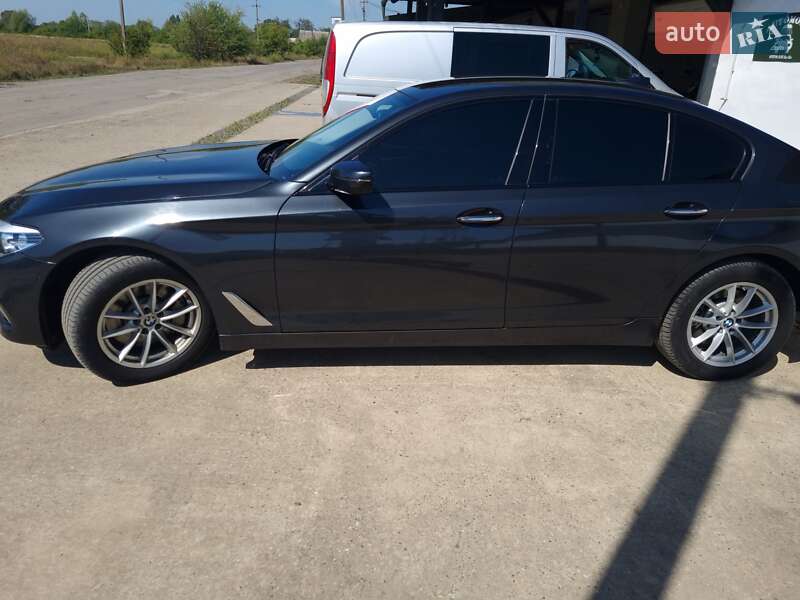 Седан BMW 5 Series 2017 в Виноградові фото 4 Седан BMW 5 Series 2017 в Виноградові