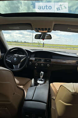 Седан BMW 5 Series 2009 в Львове