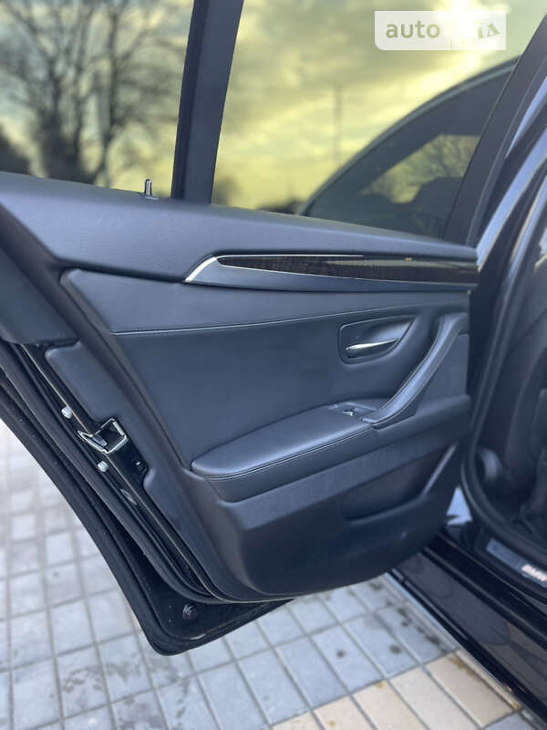 Седан BMW 5 Series 2016 в Измаиле
