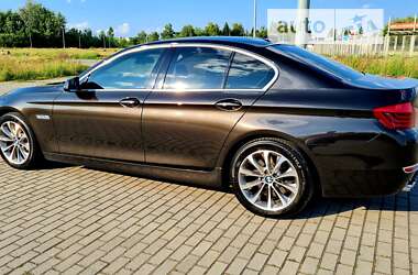 Седан BMW 5 Series 2013 в Львове