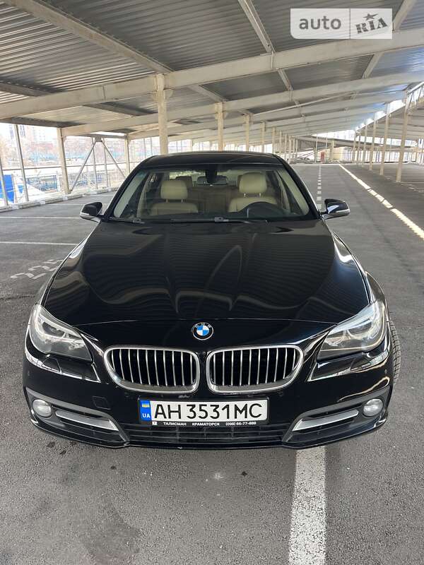 Седан BMW 5 Series 2015 в Харкові