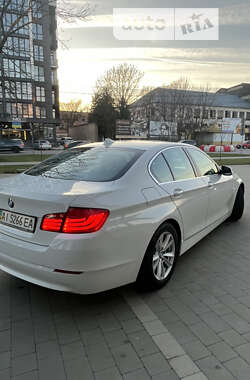 Седан BMW 5 Series 2012 в Ужгороде