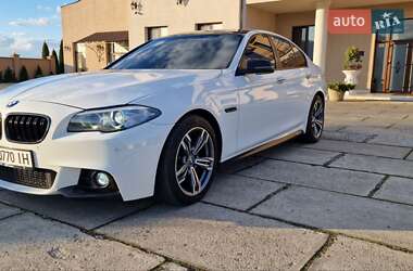 Седан BMW 5 Series 2016 в Тячеве