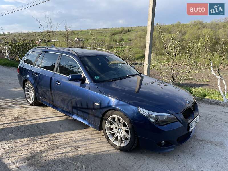 Универсал BMW 5 Series 2005 в Окнах