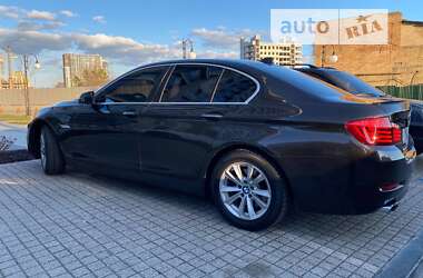 Седан BMW 5 Series 2015 в Киеве