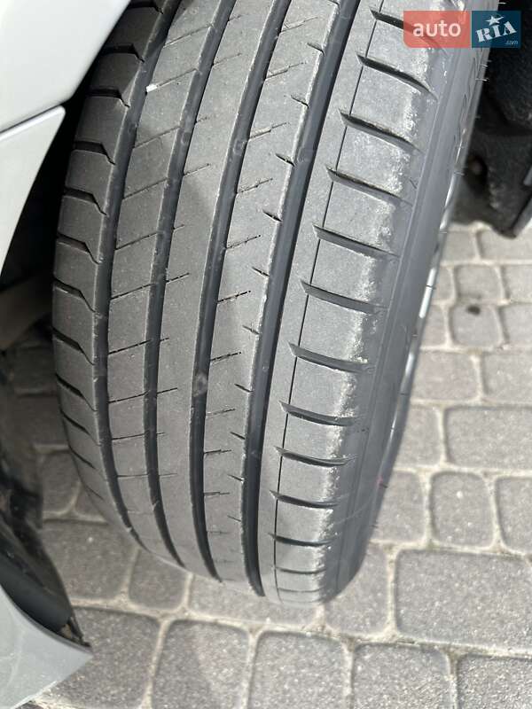 Универсал BMW 5 Series 2010 в Хмельницком