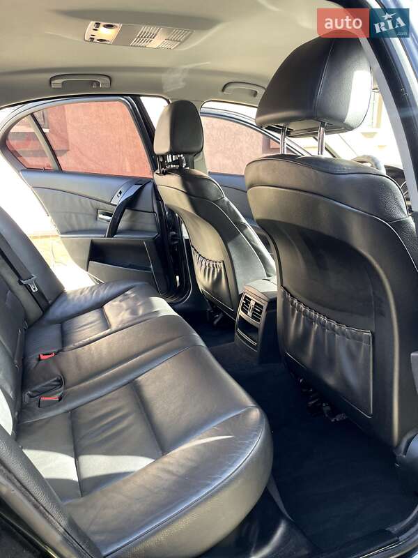 Седан BMW 5 Series 2004 в Вараші фото 8 Седан BMW 5 Series 2004 в Вараші