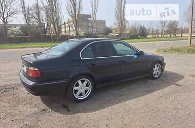 Седан BMW 5 Series 1999 в Белгороде-Днестровском