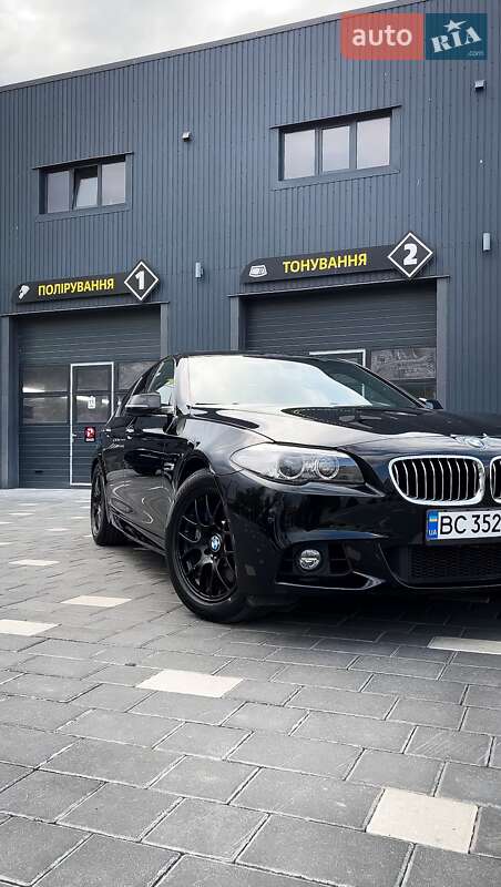 Седан BMW 5 Series 2014 в Львове