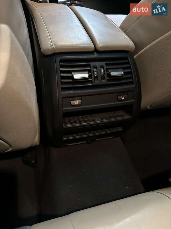Седан BMW 5 Series 2014 в Львове