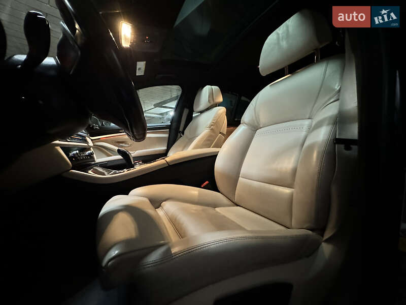 Седан BMW 5 Series 2014 в Львове