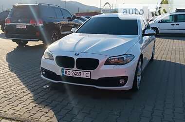 Седан BMW 5 Series 2013 в Хусте