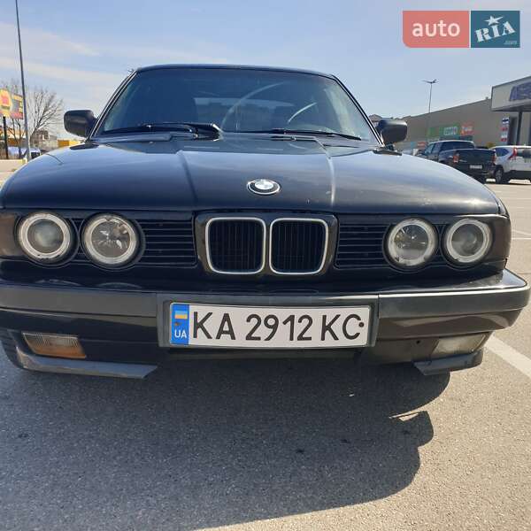 Седан BMW 5 Series 1989 в Борисполе