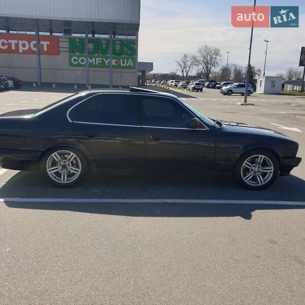Седан BMW 5 Series 1989 в Борисполе