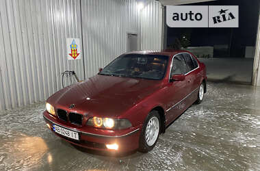 Седан BMW 5 Series 1998 в Баре