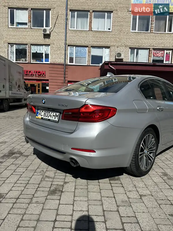 BMW 5 Series 2017 VIN WBAJA7C57JWA73379 фото оголошення 11 з 101