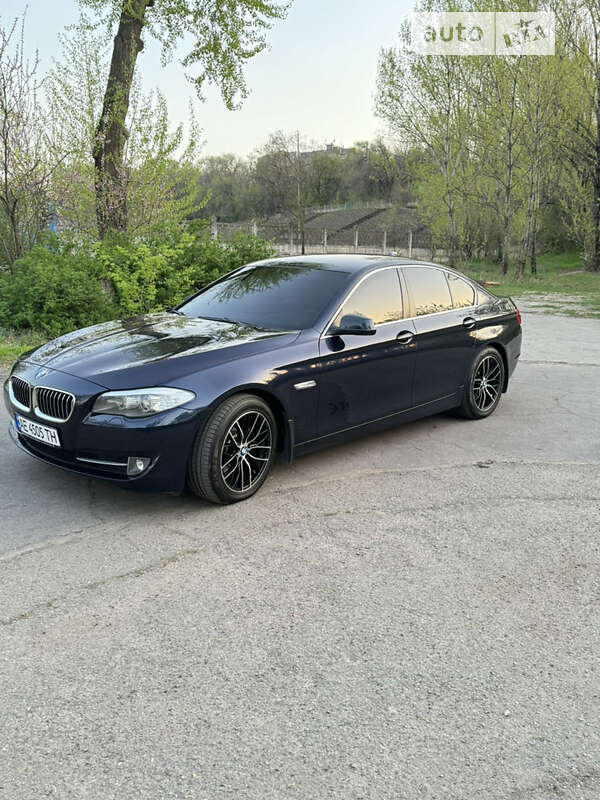 Седан BMW 5 Series 2012 в Дніпрі