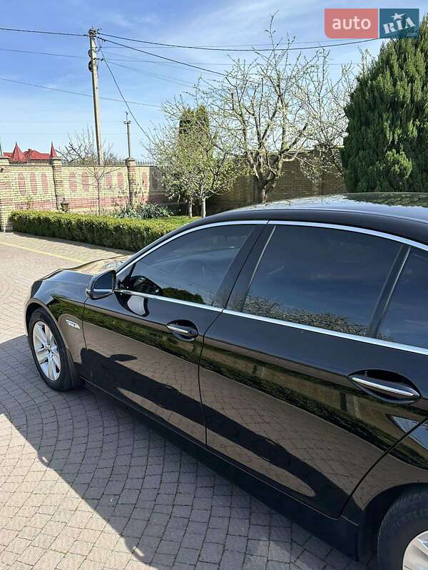 Седан BMW 5 Series 2013 в Луцке
