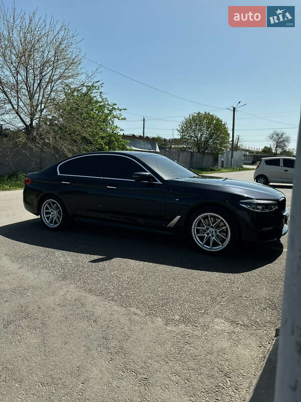 Седан BMW 5 Series 2018 в Измаиле