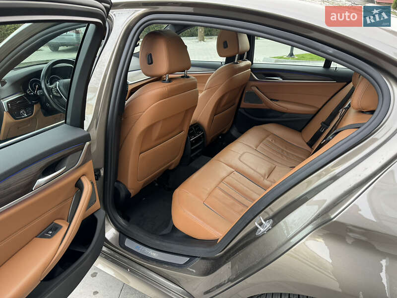Седан BMW 5 Series 2017 в Ужгороде фото 18 Седан BMW 5 Series 2017 в Ужгороде