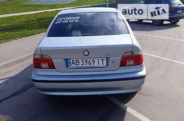 Седан BMW 5 Series 2000 в Вінниці