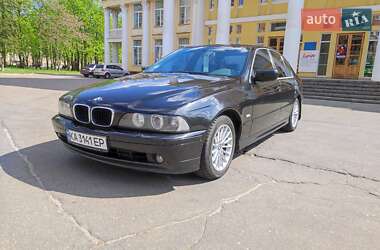 Седан BMW 5 Series 2000 в 