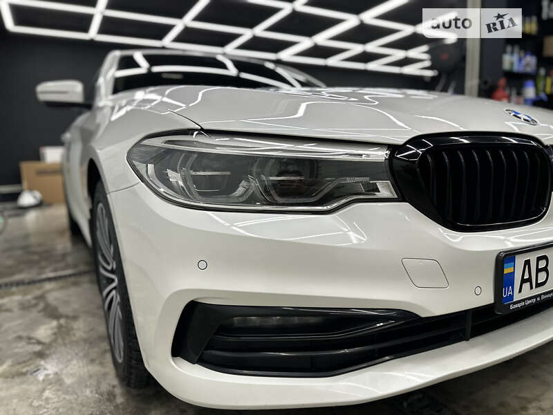 Седан BMW 5 Series 2019 в Вінниці