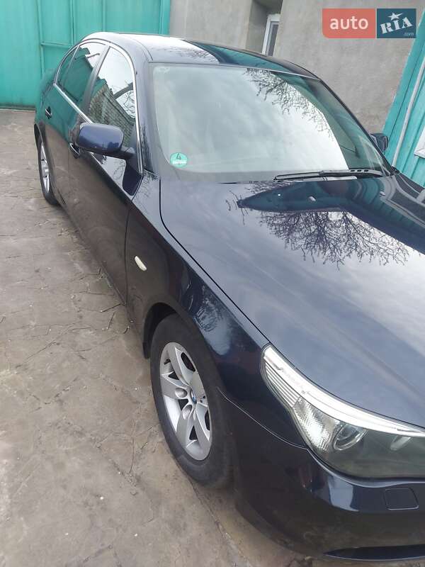 Седан BMW 5 Series 2004 в Харкові