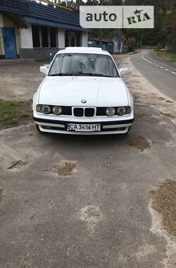 Седан BMW 5 Series 1989 в Черкасах