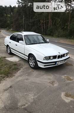 Седан BMW 5 Series 1989 в Черкасах