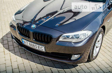 Седан BMW 5 Series 2011 в Коломые