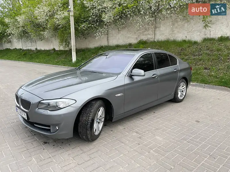 Седан BMW 5 Series 2011 в 