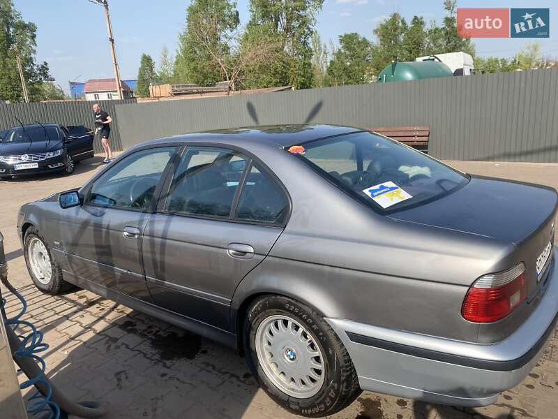 Седан BMW 5 Series 2003 в Кривом Роге фото 5 Седан BMW 5 Series 2003 в Кривом Роге