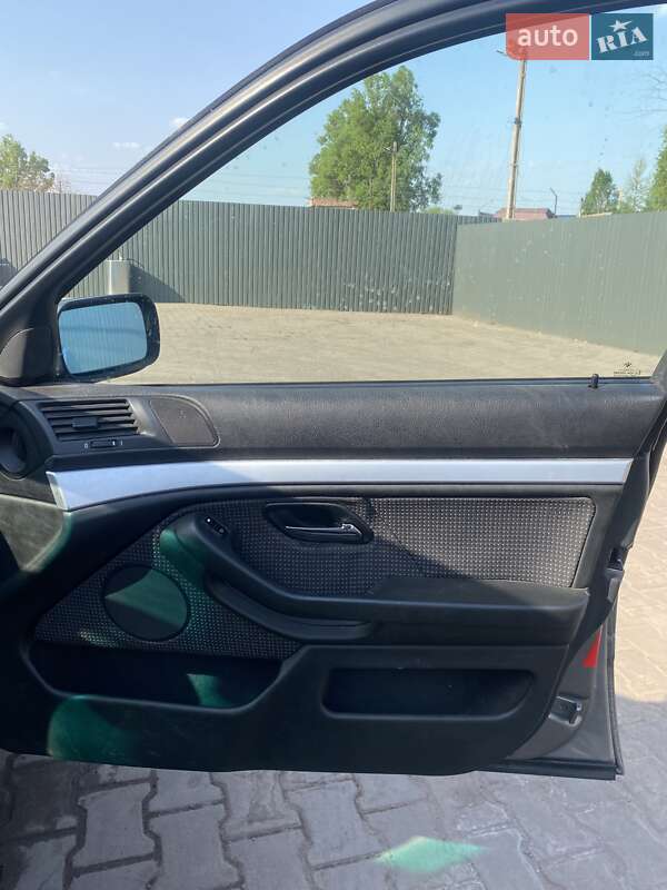 Седан BMW 5 Series 2003 в Кривом Роге фото 7 Седан BMW 5 Series 2003 в Кривом Роге