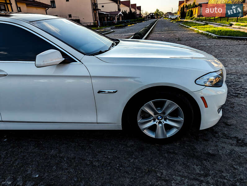 Седан BMW 5 Series 2013 в Кременчуге