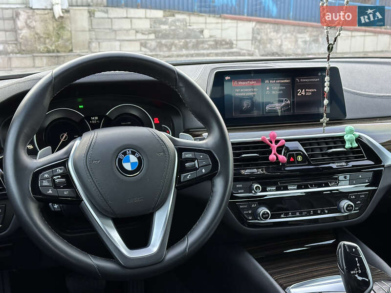 Седан BMW 5 Series 2019 в Запорожье