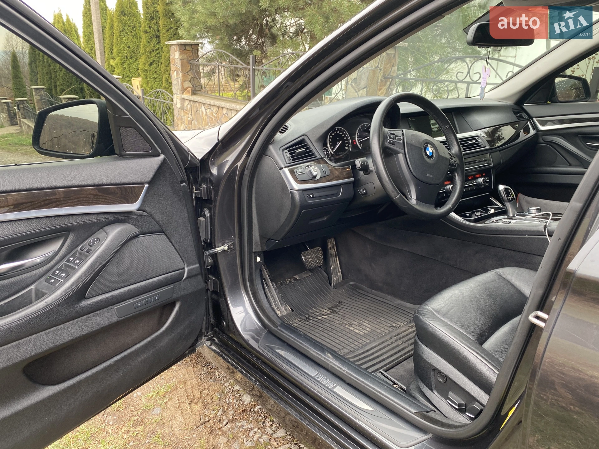 2012 BMW 5er - мініатюра 4