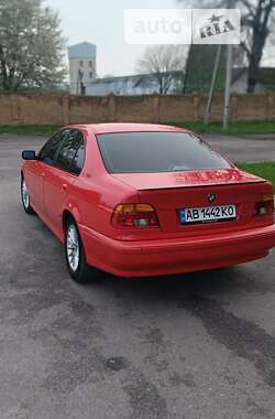 Седан BMW 5 Series 2001 в Хмільнику