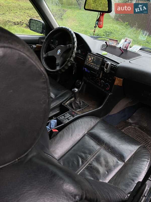 Седан BMW 5 Series 1991 в Сарнах