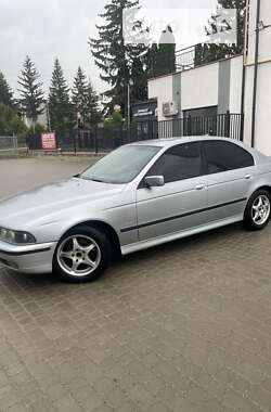 Седан BMW 5 Series 1998 в Чорткове