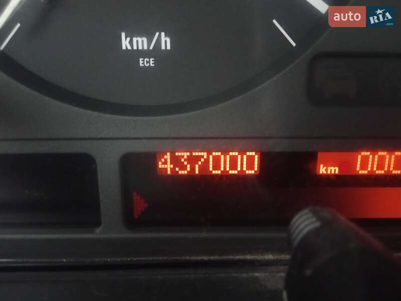 Седан BMW 5 Series 2002 в Одесі