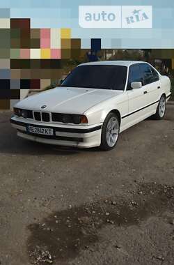 Седан BMW 5 Series 1988 в Бучачі