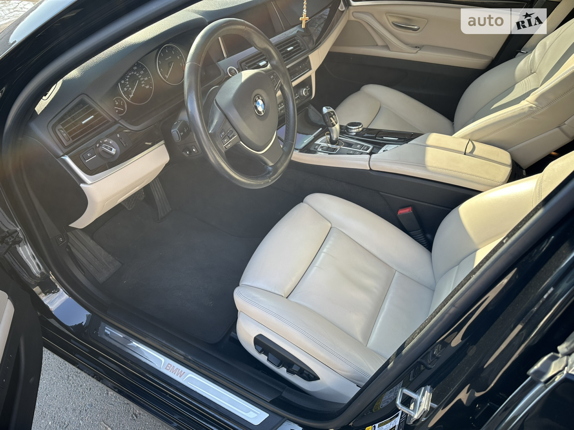 2013 BMW 5er - мініатюра 8