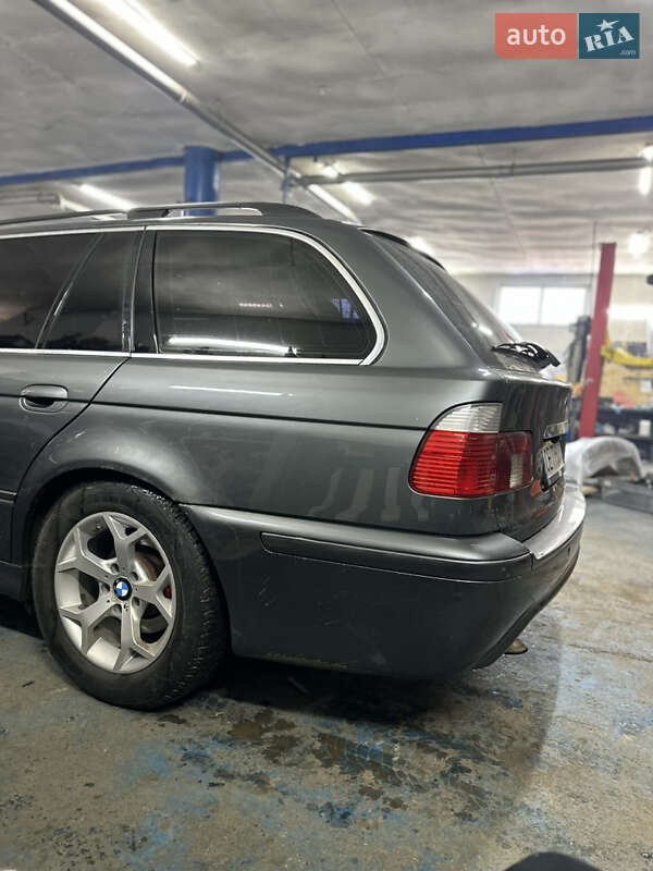 Універсал BMW 5 Series 2003 в Чернівцях