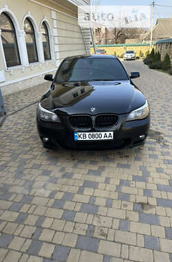 Седан BMW 5 Series 2004 в Могилев-Подольске