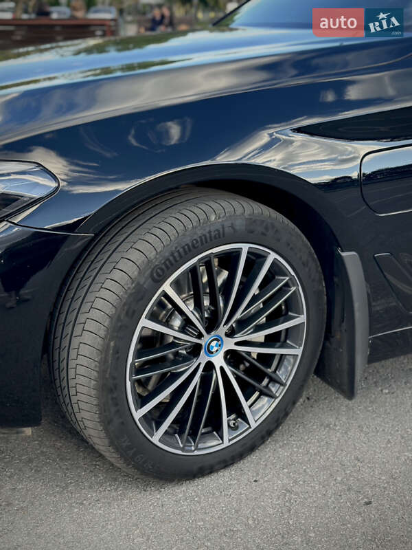 Седан BMW 5 Series 2022 в Запорожье