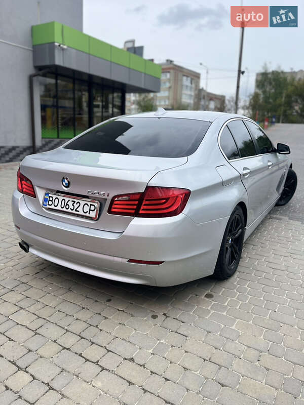 Седан BMW 5 Series 2012 в Тернополі