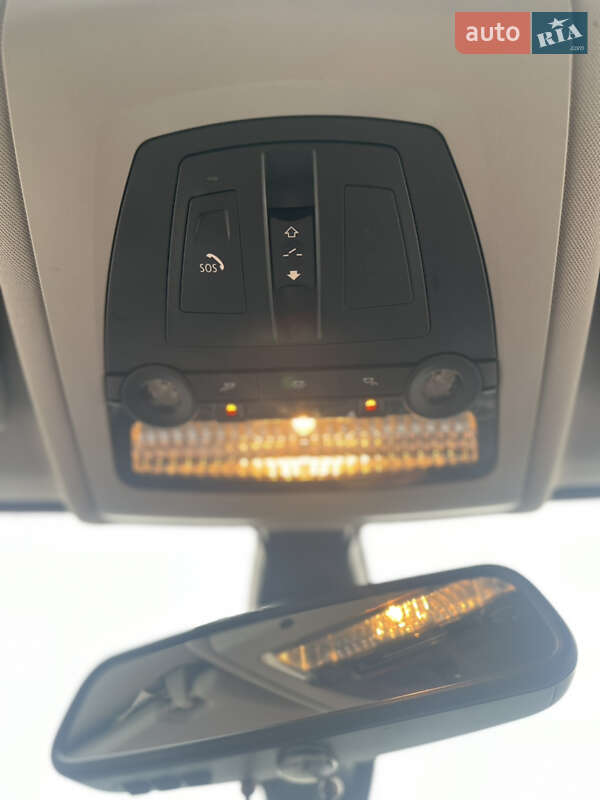 Седан BMW 5 Series 2012 в Тернополі